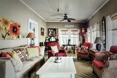 Image de Relax and Enjoy this Historic Retreat-Home in Bon Secour, Al. Close to beaches