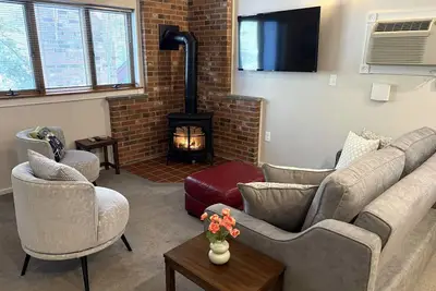 Image de Cozy Attitash Getaway:1br w/Pool-Walk to Attitash