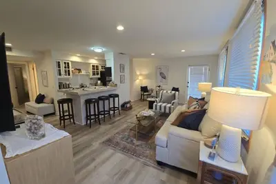 Image de Cozy Coastal Home – Summerland Shores