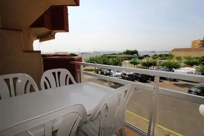 Image de Rocmar. Apartamento frente al puerto de Roses.