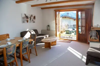 Image de Family apartment with garden and fireplace