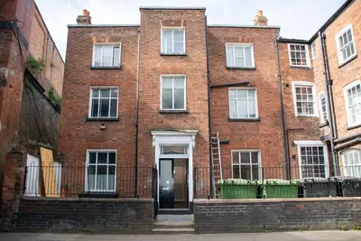 Image de Central House, Near Train & Fun!