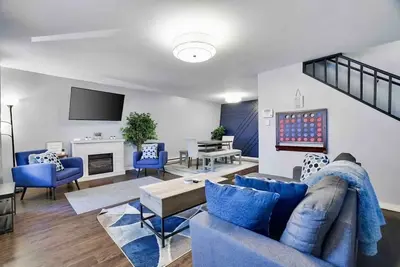 Image de 3-bedroom house in cozy Poconos with hot tub and Ac