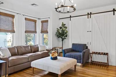 Image de 3br New England Getaway w/ Game Room: Charm and Luxury Near Boston and Salem