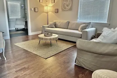 Image de Charming Stadium District 2-bedroom Condo