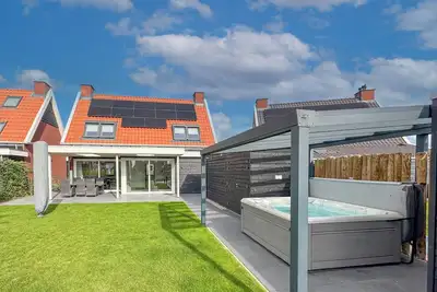 Image de Villa indépendante avec bain thermal et sauna