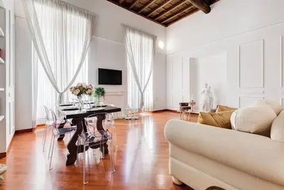 Image de Historical flat in Piazza di Pietra