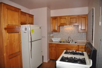 Image de Cozy Lake Erie Bungalow!