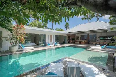 Image de 4 Br Villa central location with pool Seminyak