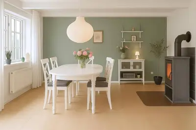 Image de Charming Townhouse Just 150 Meters from the Water.