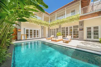 Image de Villa Milano - 6bdr, prime location, pool & garden