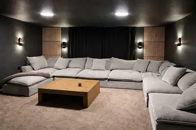 Image de Co9. (House) Denver Home with Hot Tub, Game Room & Theater