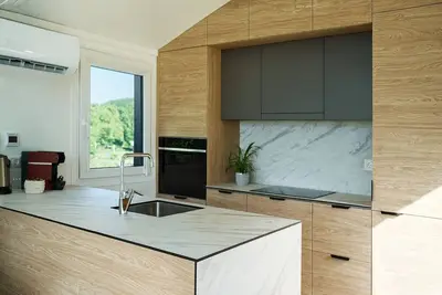 Image de Maison de vacances 'Family Getaway – Modern Tiny' avec Wi-Fi et climatisation