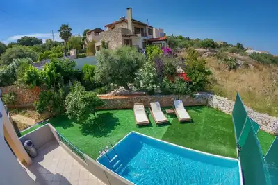 Image de Villa Iris - Trois Chambres Villa, Couchages 6