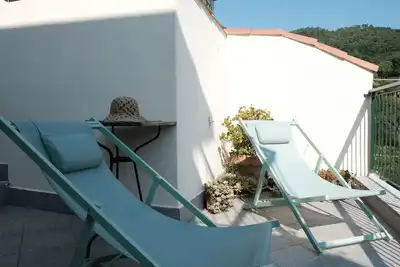Image de Outdoor expériences! The Secret Garden-Mandarin bike-friendly holidays home