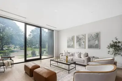 Image de Gorgeous Home in Charlotte #102