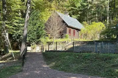 Image de Old Deerfield Treasure!