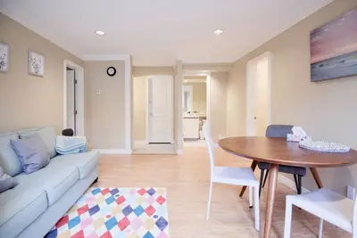 Image de 2BRs Guest Suite in Van West