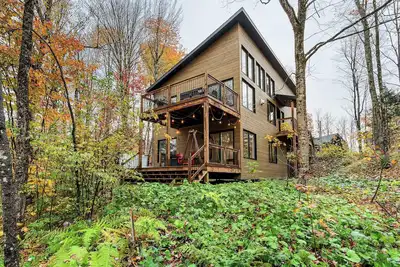 Image de Villa des Sentiers – Havre de paix avec spa, billard et forêt à perte de vue