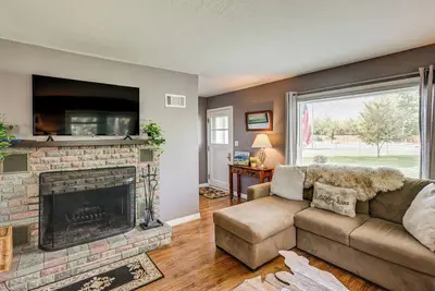 Image de Fishing & Skiing Base! Residential Bozeman Escape