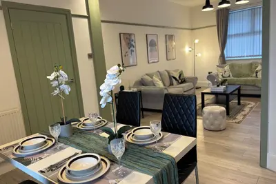 Image de 4 bedroom home located in Wallasey, Merseyside