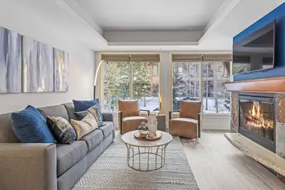 Image de Spacious 2br Oasis Pool & Gym Close to Banff