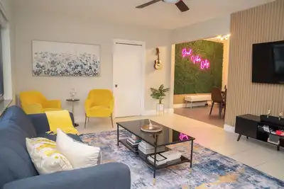 Image de Chic-Miami GoodVibesOnly – Mins to Brickell & Beaches