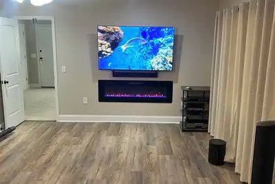 Image de Stylish 4br Getaway – 2 Master Suites, Bbq Patio, Close to Csu & Fort Benning