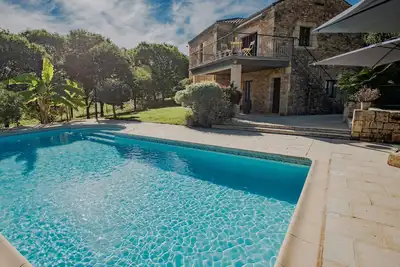 Image de Gîte superbe + piscine privée et vue imprenable