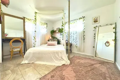 Image de Charming 3-bedroom cottage with Ac, fitness room in Tempe