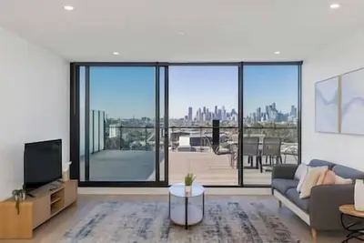 Image de Stunning River & City Views  + Huge Balcony!