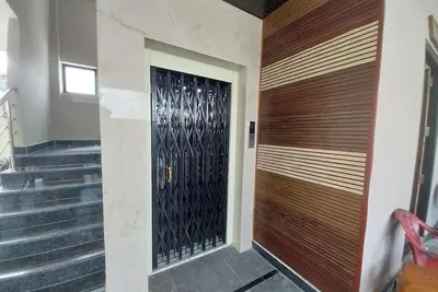 Image de Fantastic 4-bedroom building with Ac in Hyderabad specious living and dining