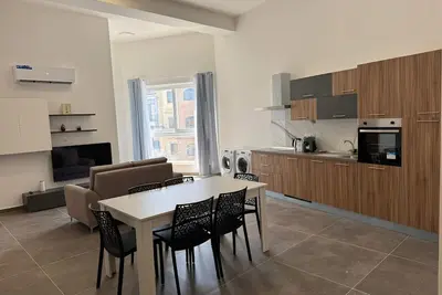 Image de Comfortable 2br Apartment for Families – by HostMT