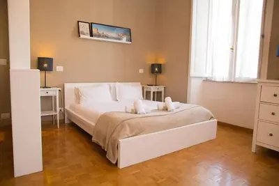 Image de Amalia Vatican House. Historic apartment near the Vatican Museums.