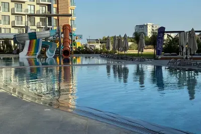 Image de Sea View, Modern Residence Apartment (Rs25)