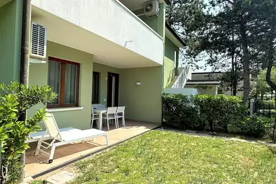 Image de Superbe appartement dans une villa avec jardin