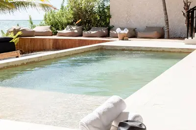 Image de Beachfront 5-Bedroom Villa Zama in Tulum with pool and Stunning Ocean Views