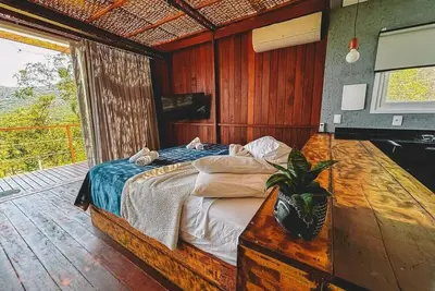 Image de Casa de Vidro Sumbawa - Hospedar com Propósito