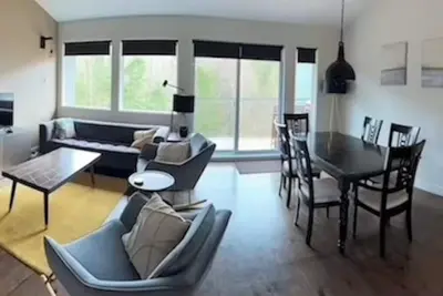 Image de Chalet à la montagne - Stoneham, à 25 minutes de la Ville de Québec