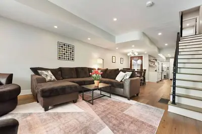 Image de Modern & Stylish 3bd/3. 5ba-Garage Parking-Sleeps 6