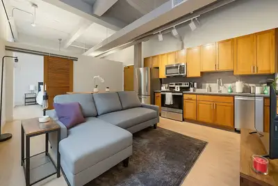 Image de Luxury Loft Getaway in Downtown Cleveland