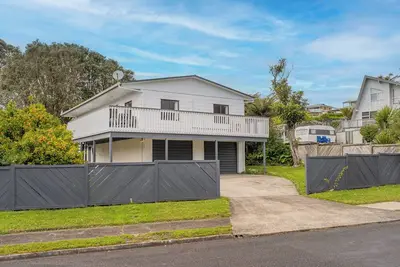 Image de Onemana Magic - Onemana Holiday Home