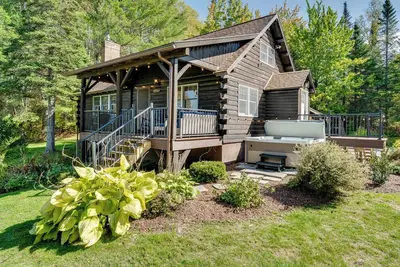 Image de Private Spring-Fed Pond: Idyllic Shrewsbury Cabin!