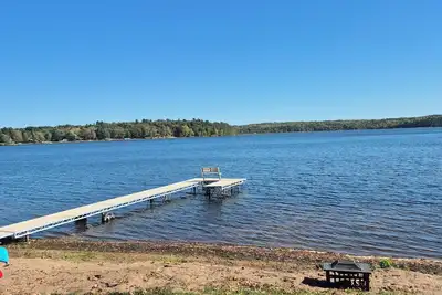 Image de Welcome to Lakeside Inn. 2-bedroom house that is close to charming Spooner