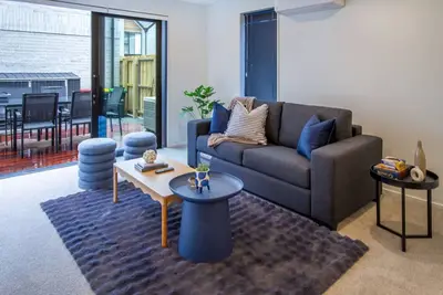 Image de Comfort & Style | 2br Townhouse + Parking