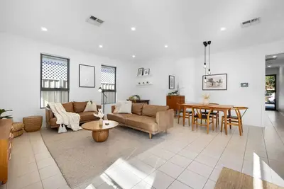 Image de Chalfont Way @ Glengowrie - WiFi Bbq Family