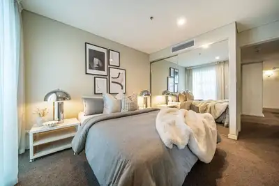 Image de Illuminate North Terrace - Executive Cbd