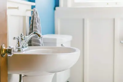 Image de 73rd Street Storybook Cottage