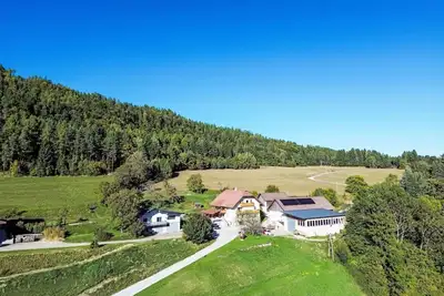 Image de Joli appartement pour 5 personnes avec Wifi, Tv, balcon et animaux admis