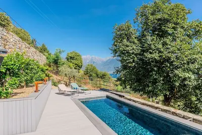 Image de Maison de vacances privée avec piscine privée, climatisation, Wifi, Tv, terrasse, vue panoramique